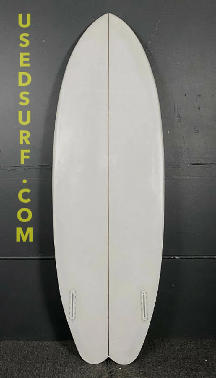 5'5" Garage Shape Used Surfboard #37359 - Image 2