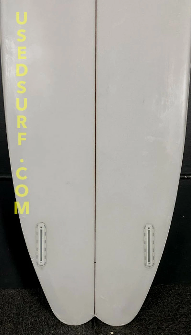 5'5" Garage Shape Used Surfboard #37359 - Image 5