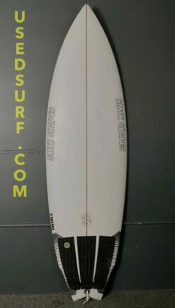 5;9" Smith "Twin Trailer" 28L Used Surfboard #37098
